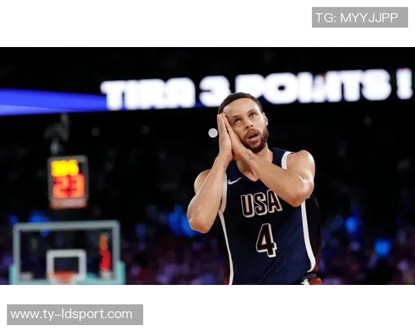 库里再现神奇表现让人惊叹这下真的是不得不为他喝彩了