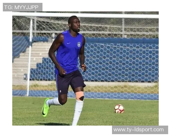 斯基拉透露维拉不打算留住利昂贝利土超俱乐部已对此表示关注