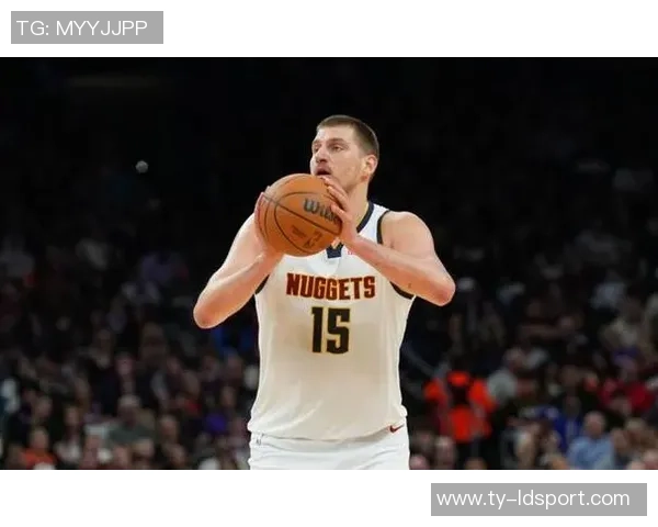 本赛季仅有约基奇与杰伦约翰逊达成200分100板50助20断的壮举