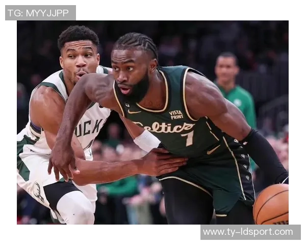 杰伦布朗首节表现抢眼6投3中斩获9分3篮板3助攻1抢断