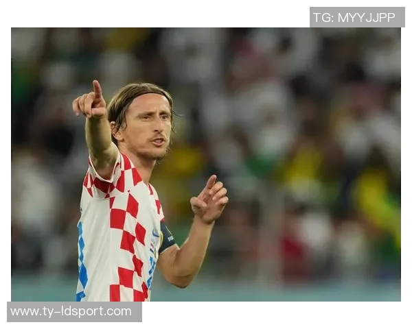 弗兰克热爱中国并称莫德里奇为克罗地亚足球的绝对领军人物 弗兰克热爱中国并称莫德里奇为克罗地亚足球的绝对领军人物