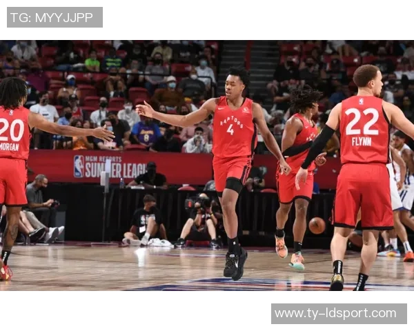 狄龙三分球表现出色砍下21分7篮板3助攻1抢断助球队获胜 狄龙三分球表现出色砍下21分7篮板3助攻1抢断助球队获胜